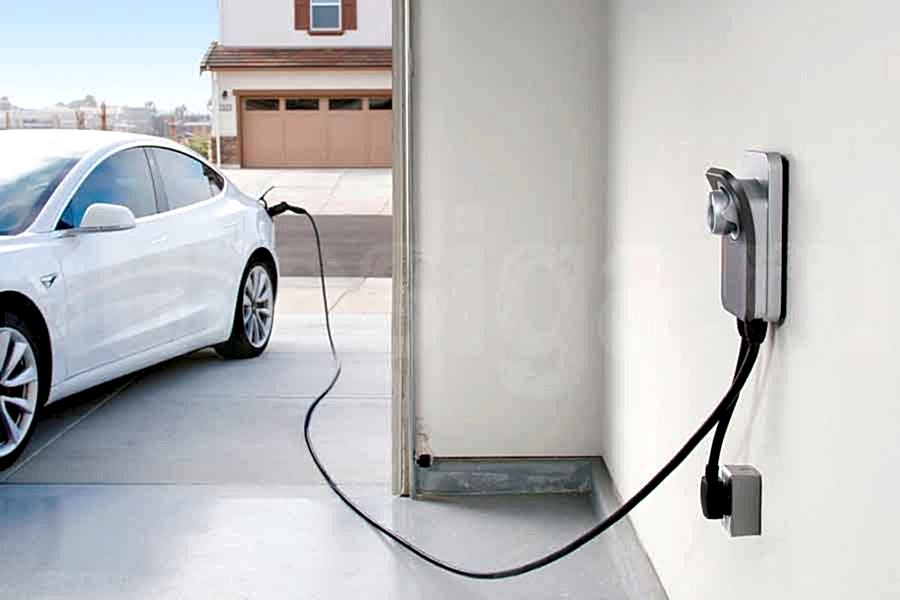 Зарядка электромобиля дома: удобство и эффективность