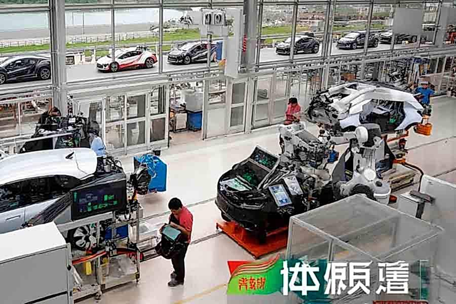 Китайский автопром 2025