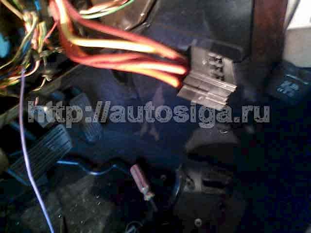 Фото подключения автосигнализации на Hummer H2 2005 года