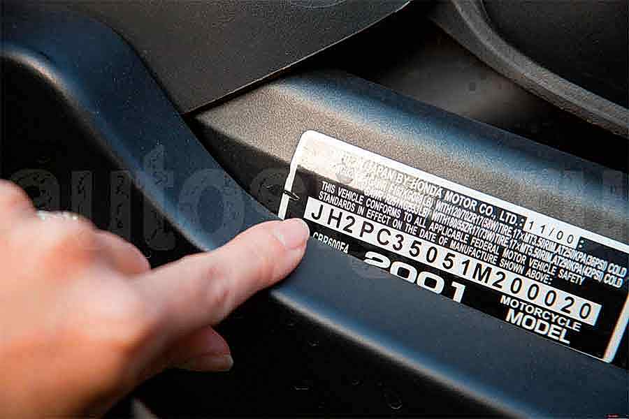 Как проверить автомобиль по VIN-коду: полезная шпаргалка перед покупкой
