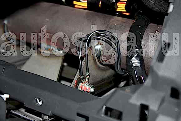 Установка автосигнализации на Lada Largus 2012