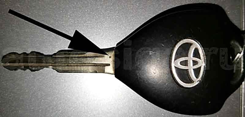 Точки подключения сигнализации на Toyota Alphard Hybrid 2006: обход иммобилайзера